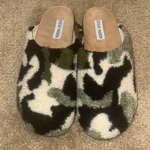 Steve Madden Shearling Vesa Camouflage Mule Slippers Womens size 10